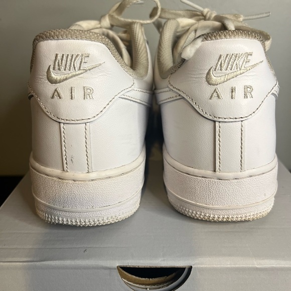 Nike AF1 - Picture 5 of 8